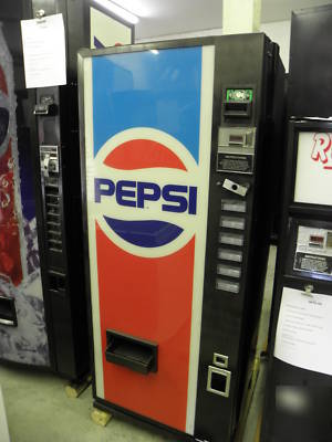 Pepsi magnum medium size can soda vending machine