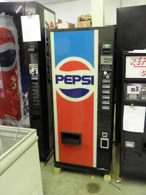 Pepsi magnum medium size can soda vending machine