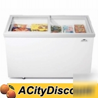 Arctic air 5 cuft chest freezer w/ sliding glass top