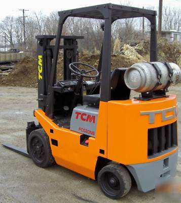 Tcm 4000# cushion tired forklift, full see-thru mast