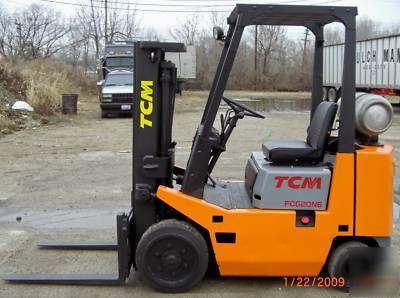 Tcm 4000# cushion tired forklift, full see-thru mast