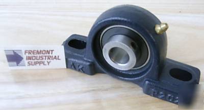 UCP207-22 pillow block bearing normal duty 1 3/8