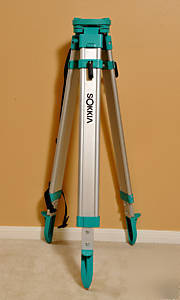 Uss 32X auto level+tripod+rod fits all sokkia topcon