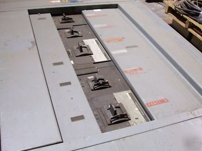 Square d 2000 amp power-style switchboard 