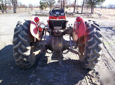 Massey fergusion 245 tractor--3 point lift---no 