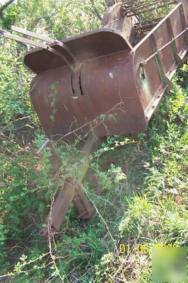 Antique john deere manure speader (works) ground driven