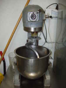 Commercial pizzeria - lincoln 1132 hobart 20 qt mixer