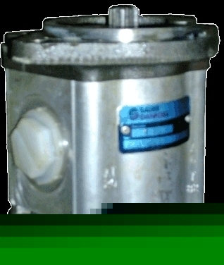 New hydraulic pump for bobcat 751,753,763,773 # 6672513