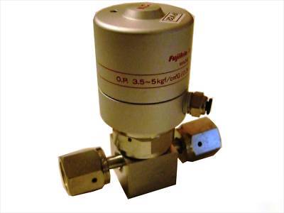 Amat fujikin mega-one la pneum.-actuated valve