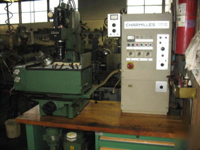 Charmilles ram-type edm machine model: eleroda 110