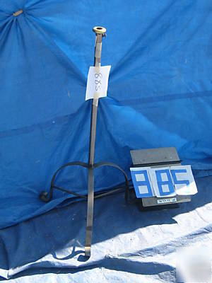 Lot # 885 metal sign holder base