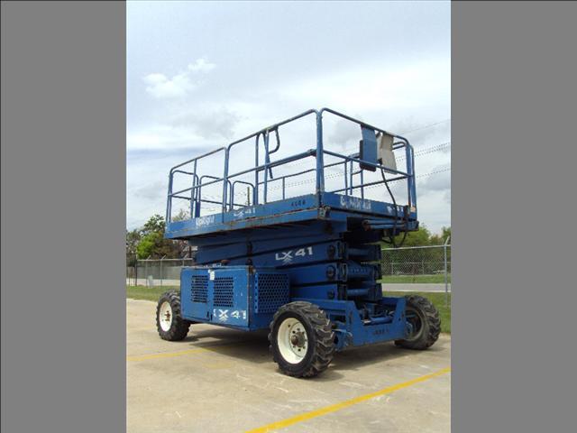 Upright LX41 2WD scissor lift manlift aerial jlg genie