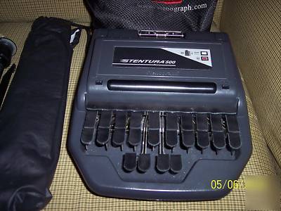 Stentura 500 stenograph court reporting machine