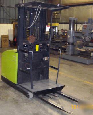 Clark model OP15, 3,000#, 24V electric order picker