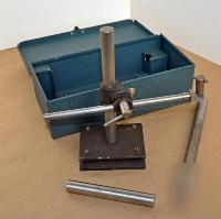Brown & sharpe dial test indicator stand #733 with box