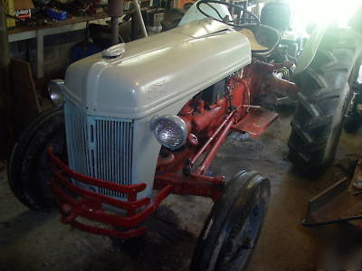 Ford 8N farm tractor+ 6' king kutter finishing mower