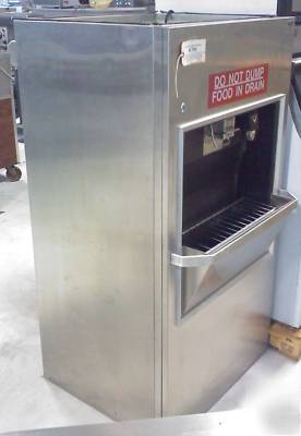 Manitowoc ice/water dispenser