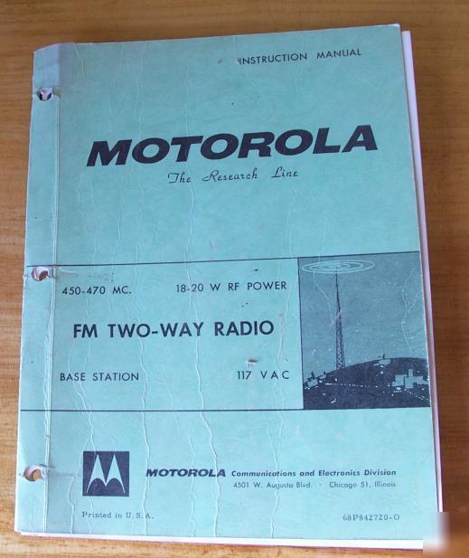 Motorola vintage fm 2-way radio manual 68P842720-o