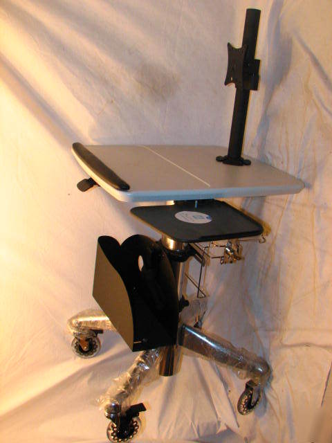 Altus medical mobile pc flat panel lcd monitor cart