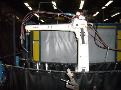 Nachi/otc dual hs AXV6L weld cell robot robotic welding
