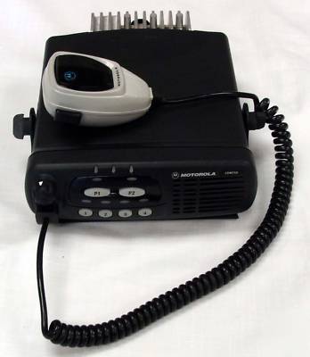 Motorola CDM750 mobile 2 way radio low band vhf 60 watt