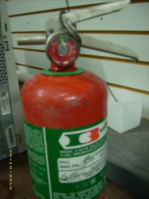5LB badger fire extinguisher - halon 1211