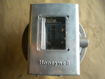 Honeywell C645B 1013 gas/air press switch range 3 to 21