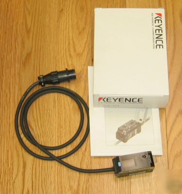 New keyence cz-K1 rgb digital fiberoptic color sensor 