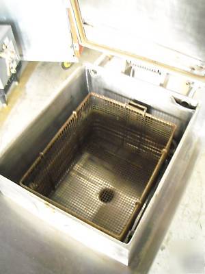 Henny penny pressure fryer model 500