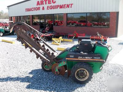 2005 ditch witch 1820HE trencher - walk behind trencher