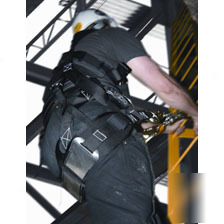 Guardian edge tower climbing body harness quick connect