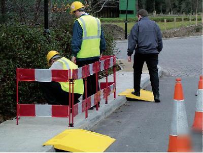 H/d,temporary disabled access kerb ramp 750KG swl