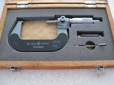 Mint used mitutoyo didgit #193-113 50 - 70 mm micometer