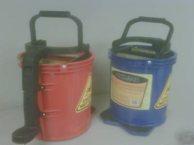 New mop bucket & foot operated brass wringer 16 litre