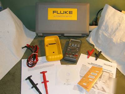 Fluke 88 automotive digital multimeter meter case extra