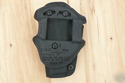 Safariland 703 belt loop holster glock 17 22