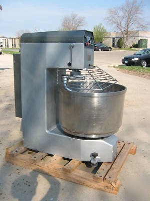 Hobart HF270 heavy duty spiral mixer with bowl and hook