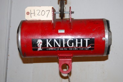 Knight tool balancer 150 lb air cable hoist