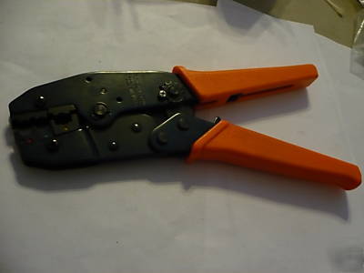 Ratcheting crimping tool electrical terminals 10-22GA