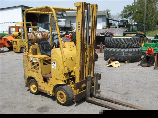 Cat tc-30 fork lift l/p gas