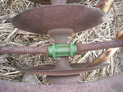 John deere 14' wheel disk disc hyd lift pull type nice