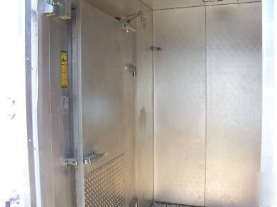 Walk-in freezer / refridgerator