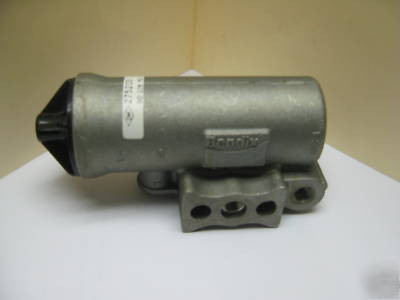 Bendix 275200 90-105 psi caterpillar governor valve