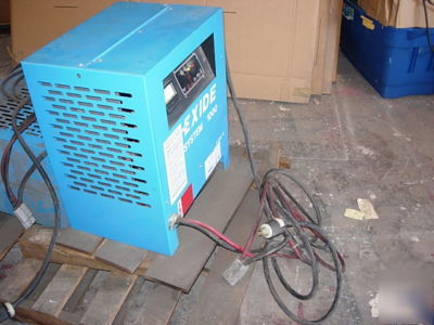 Exide 1000 forklift battery charger G1-12-550B