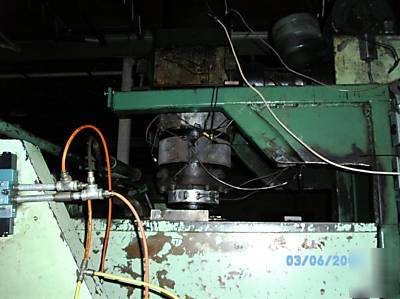 1970 hartig 8.5 pound accumulator head blow molder