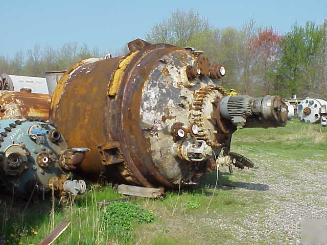 3000 gal dietrich reactor tank 30 hp philadelphia mixer