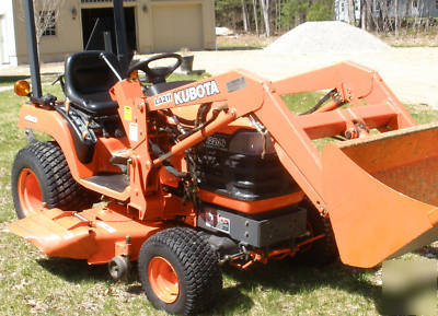 Kubota BX2200 tractor, 4WD, 22 hp with extras 