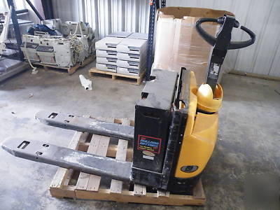 Rol-lift electric pallet truck model RPW45