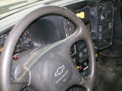 2004 C7500 truck w peterson industries loader dump