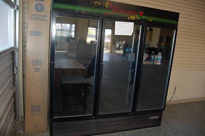 Beverage air glass door refrigerator 